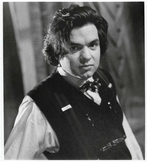 oliver platt joven